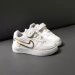 کفش اسپرت سفید بچگانه مدل نایک