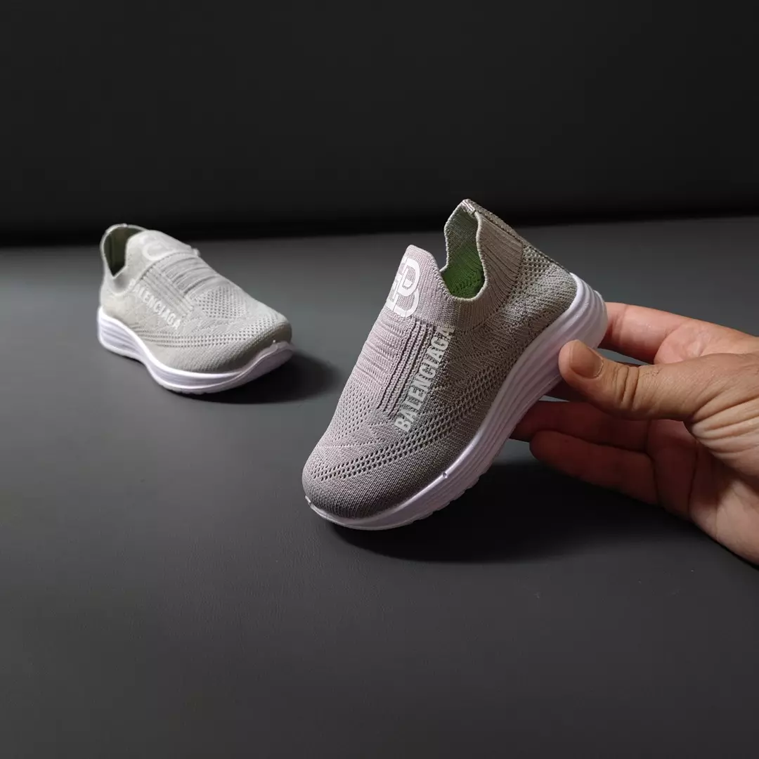 کفش پارچه ای راحتی بچگانه