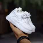 کفش اسپرت بچگانه نایک