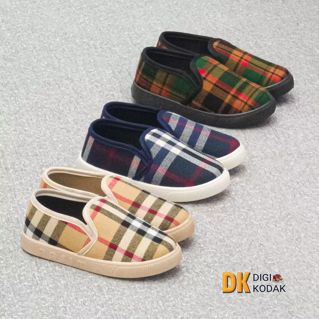 کفش راحتی بچگانه مدل نسیم