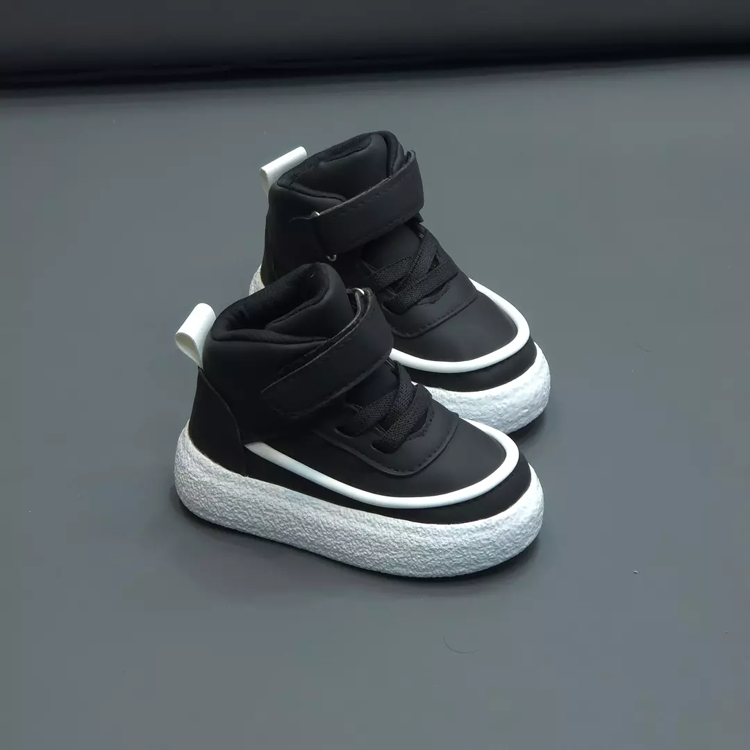 کفش بچگانه ساقدار اورنا